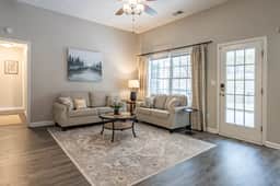 104 Kingston Pointe Dr, Kingston