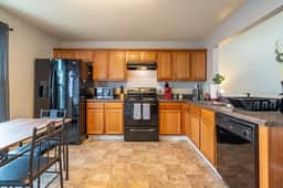 106 Middlebrook Dr, Cartersville