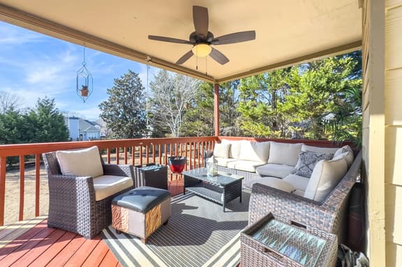 530 Waterford Drive, Cartersville